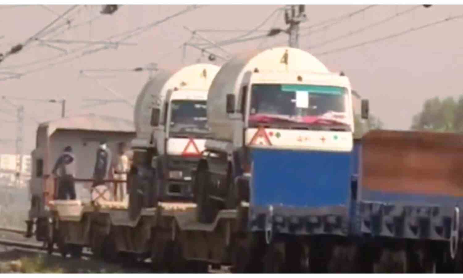 राहत भरी खबर : ऑक्सीजन एक्सप्रेस पहुंची मप्र, भोपाल - सागर को मिले टैंकर