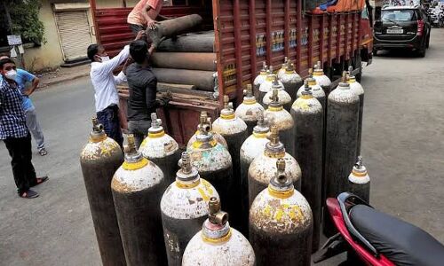 पल-पल ऑक्सीजन की बढ़ रही सप्लाई, बेड्स की संख्या में भी हो रहा ईजाफा