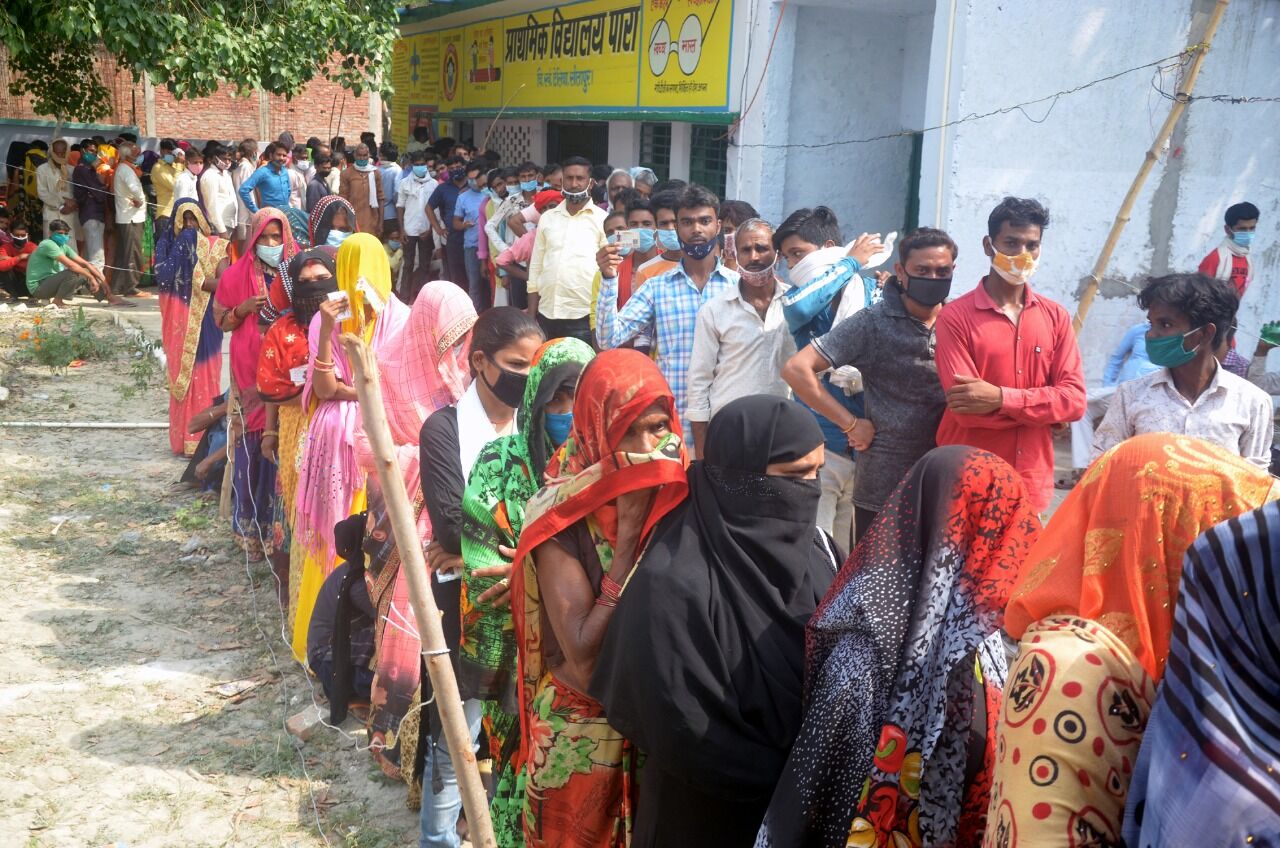 सीतापुर: प्रत्याशियों की किस्मत मतपेटियों में बंद, दो मई को होगी मतगणना