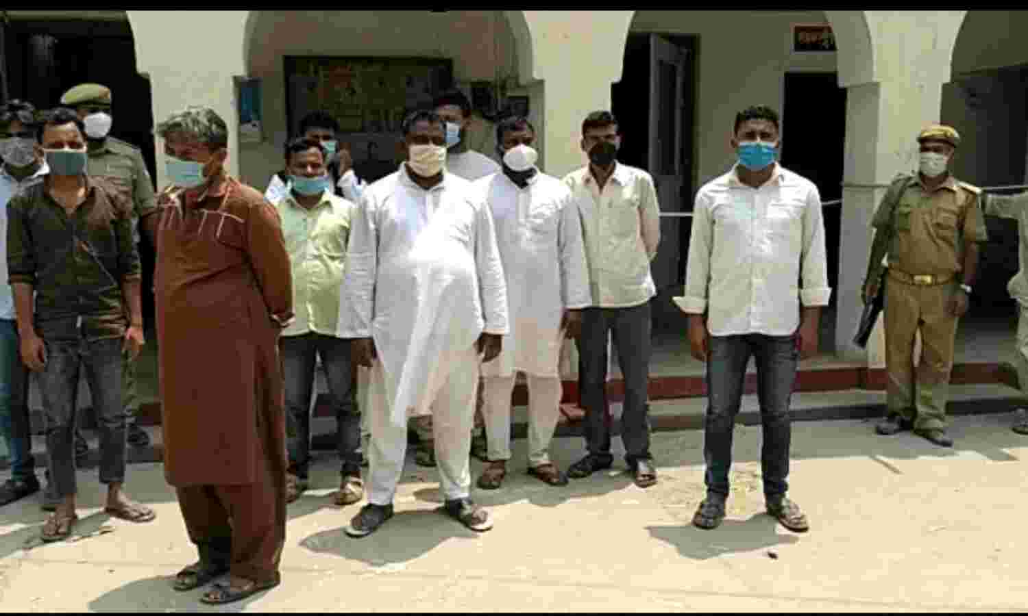 बहराइच: संकल्पा मतदान केंद्र पर हुए पथराव में 10 गिरफ्तार