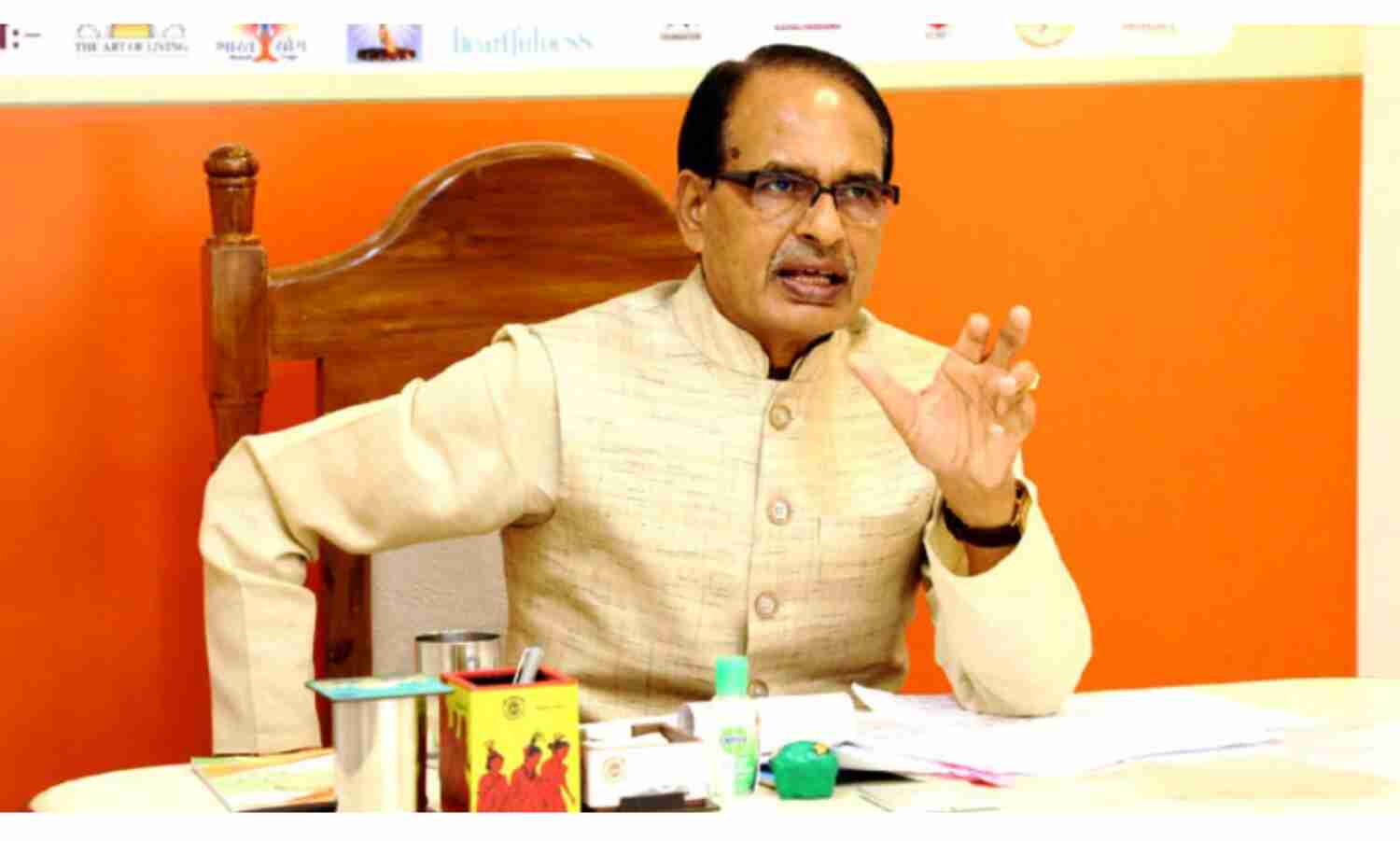 मुख्यमंत्री शिवराज ने स्ट्रीट वेंडरों के खातों में डाले 1-1 हजार रूपए