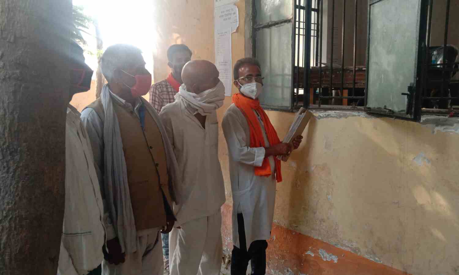 बहराइच: 7 ग्राम पंचायतों में प्रधान बनने के लिये 72 लोगों नें दाखिल किया नामंकन