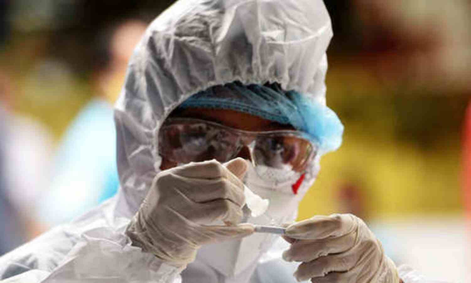 यूपी के हर गांव में बीमार ग्रामीणों का होगा एंटीजन टेस्ट