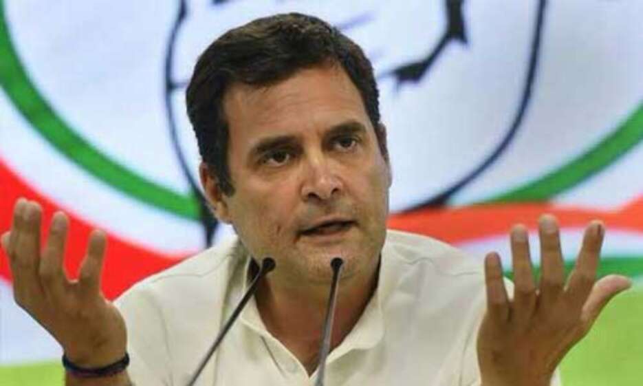 राहुल गांधी ने सरकार पर कसा तंज, कहा - सदियों में बनाया, पल में मिटाया राहुल गांधी ने सरकार पर कसा तंज, कहा - सदियों में बनाया, पल में मिटाया