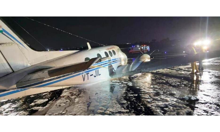 रेमेडेसिविर इंजेक्शन ला रहा स्टेट प्लेन ग्वालियर एयरपोर्ट पर पलटा, मुंबई में एयर एम्बुलेंस क्रेश