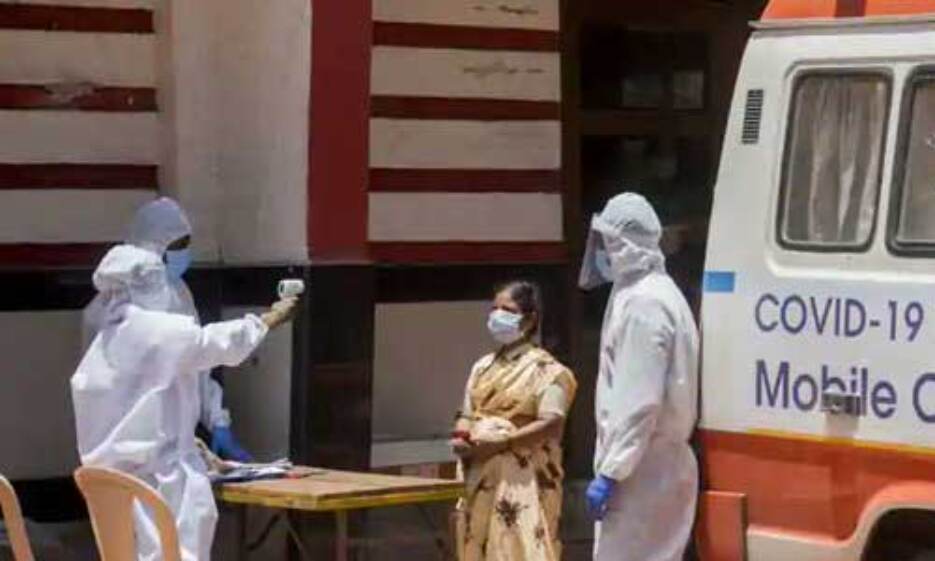 24 घंटों में 4.14 लाख से अधिक नए मरीज, 3915 लोगों की मौत 24 घंटों में 4.14 लाख से अधिक नए मरीज, 3915 लोगों की मौत