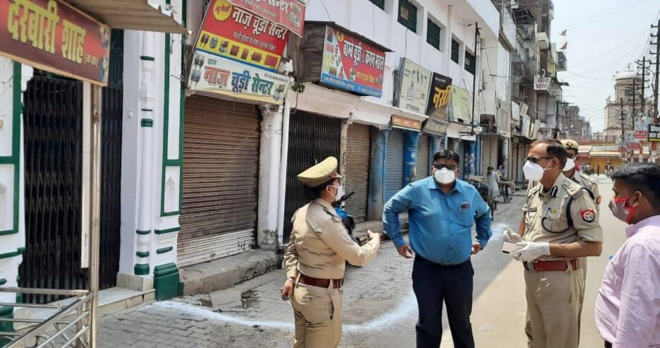 सुल्तानपुर: डीएम एसपी बोले- टेस्ट, ट्रेस, ट्रीट में शामिल हों नागरिक सुल्तानपुर: डीएम एसपी बोले- टेस्ट, ट्रेस, ट्रीट में शामिल हों नागरिक