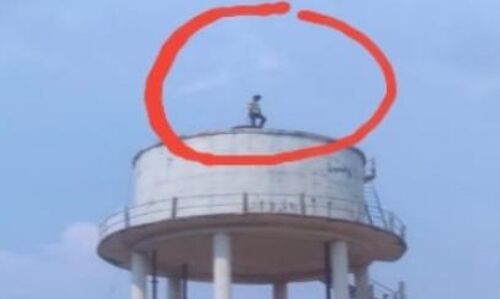 मऊ: सिरफिरे प्रेमी ने पानी की टंकी से कूदकर की दी जान