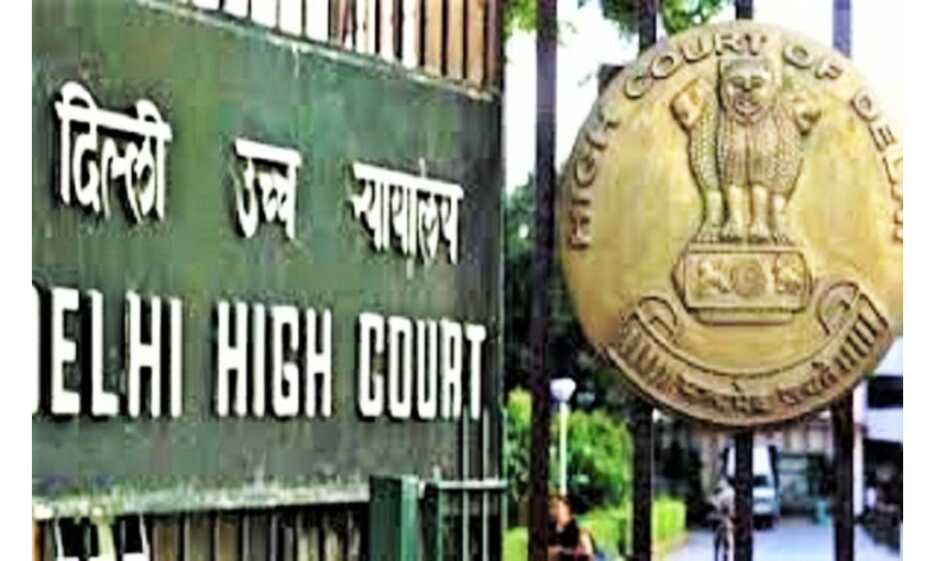 केंद्र और दिल्ली सरकार ऑक्सीजन, मेडिकल उपकरण की कालाबाजारी रोके : हाईकोर्ट