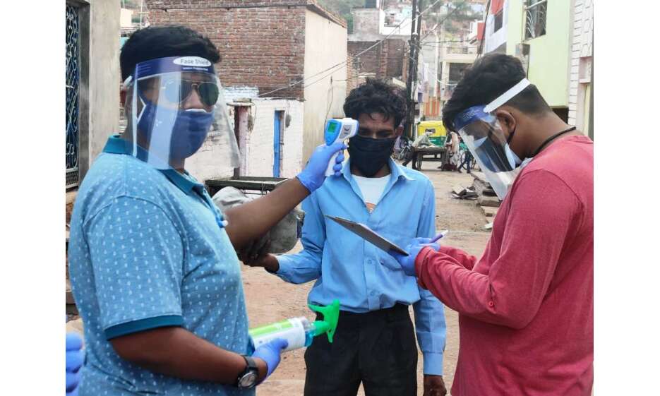 360 परिवारों तक अभाविप की स्क्रीनिंग टीम पहुंची, कई घरों में कराया सेनिटाइजेशन 360 परिवारों तक अभाविप की स्क्रीनिंग टीम पहुंची, कई घरों में कराया सेनिटाइजेशन