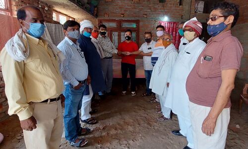 बलिया: दिवंगत दो शिक्षकों के परिजनों को आपदा राहत कोष से मिला एक-एक लाख बलिया: दिवंगत दो शिक्षकों के परिजनों को आपदा राहत कोष से मिला एक-एक लाख