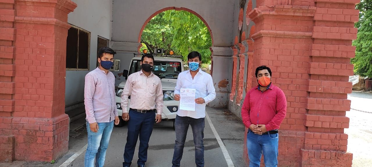 गोरखपुर: कोरोना मरीजों से धन उगाही करने वालों के खिलाफ कार्रवाई की मांग