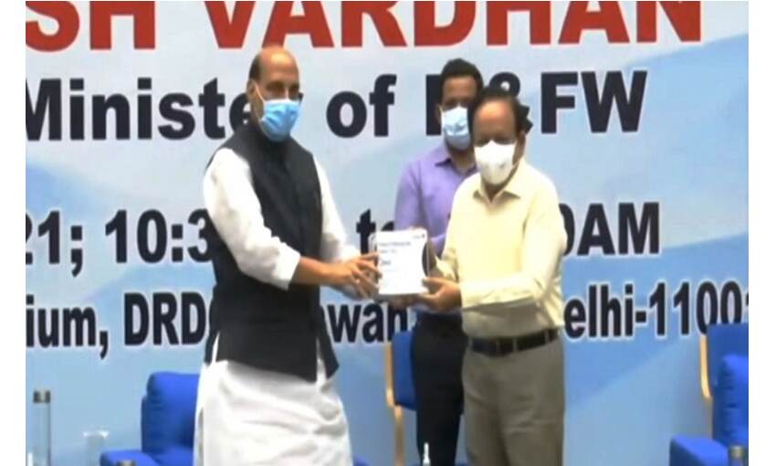 देश को मिली कोरोना की पहली दवा, रक्षामंत्री ने लांच की कोविड ओरल ड्रग 2- जी