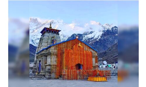 केदारनाथ धाम के कपाट खुले, प्रधानमंत्री की ओर से पहली पूजा