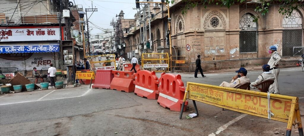 ग्वालियर में 179 दिन बाद घटी कोरोना की दर, 18 मई को सामने आए 105 संक्रमित ग्वालियर में 179 दिन बाद घटी कोरोना की दर, 18 मई को सामने आए 105 संक्रमित