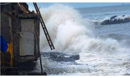 तूफान ताऊ ते ने ऊना से भावनगर तक बरपाया कहर,  5 जिलों में तेज बारिश