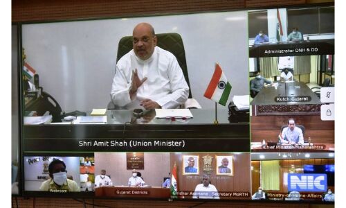 गृहमंत्री शाह ने राज्यों के मुख्यमंत्रियों से ताऊ ते के हालात पर चर्चा, मदद का दिया आश्वासन