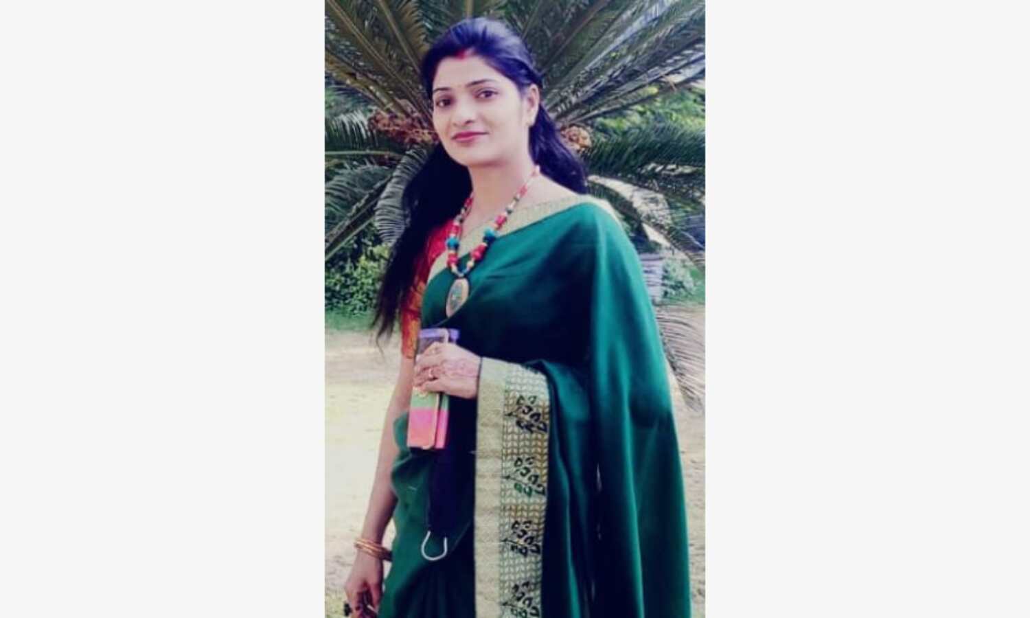 कटते वृक्ष कह रहे है अब तो पेड़ लगालो