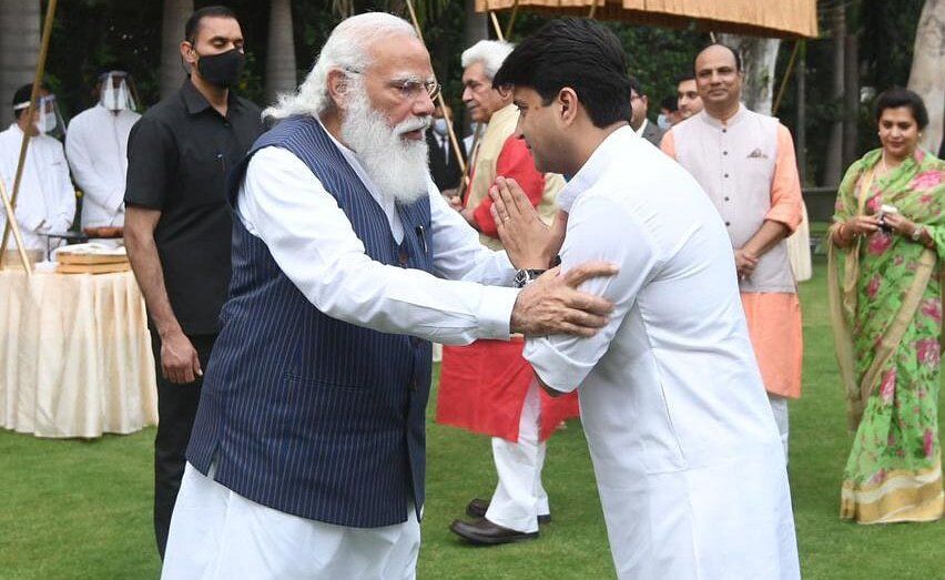 मोदी मंत्रिमंडल विस्तार की कवायद तेज, सिंधिया सहित इन चेहरों को मिल सकती है जगह