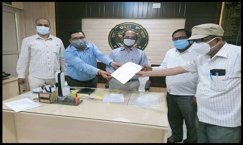 बहराइच: ग्रीष्मावकाश के समय शिक्षकों की ड्यूटी लगाना उनके अधिकारों का हनन, प्राथमिक शिक्षक संघ ने प्रभारी बीएसए को सौंपा पत्र बहराइच: ग्रीष्मावकाश के समय शिक्षकों की ड्यूटी लगाना उनके अधिकारों का हनन, प्राथमिक शिक्षक संघ ने प्रभारी बीएसए को सौंपा पत्र