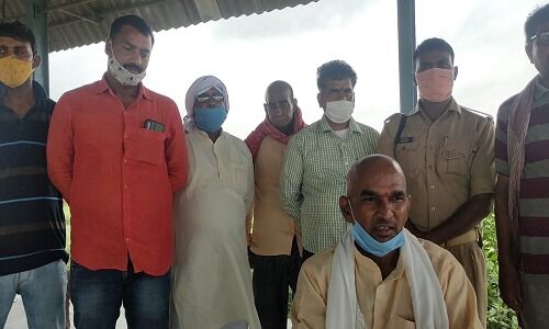 बलिया: धरने पर भाजपा विधायक, विपणन निरीक्षक समेत तीन सस्पेंड बलिया: धरने पर भाजपा विधायक, विपणन निरीक्षक समेत तीन सस्पेंड