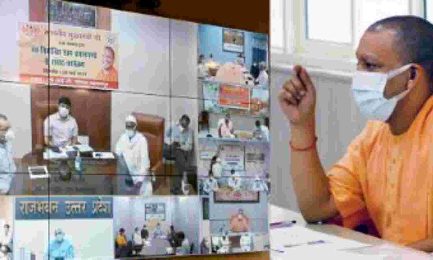 ग्राम प्रधानों के लिए मुख्यमंत्री योगी ने लगाई पाठशाला, कहा-पार्टी बाजी में न फंसे, सभी का काम करें