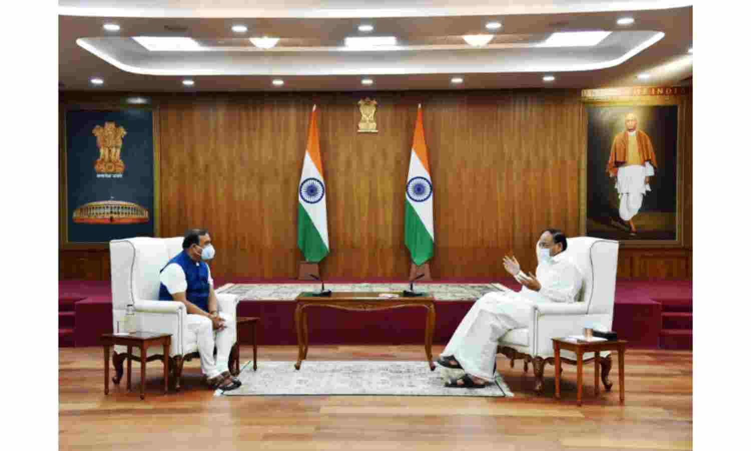 असम के मुख्यमंत्री ने उपराष्ट्रपति से की मुलाकात