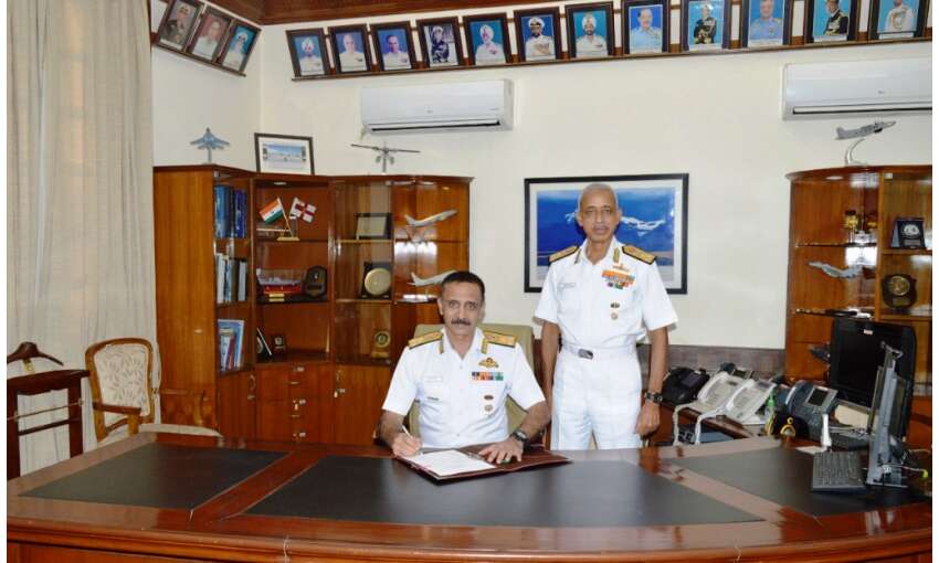 वाइस एडमिरल रवनीत सिंह नौसेना उप प्रमुख नियुक्त