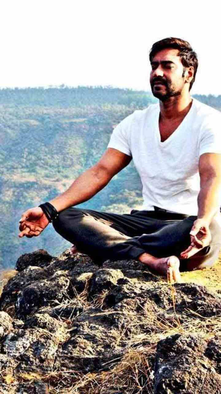 बॉलीवुड कलाकारों ने फैंस को दिया प्रकृति के संरक्षण का संदेश