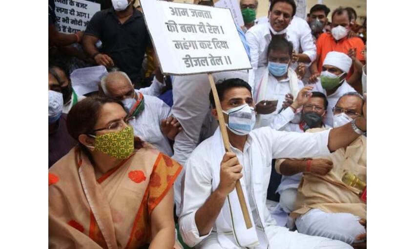 रीता बहुगुणा ने तेंदुलकर से बात की होगी : सचिन पायलट