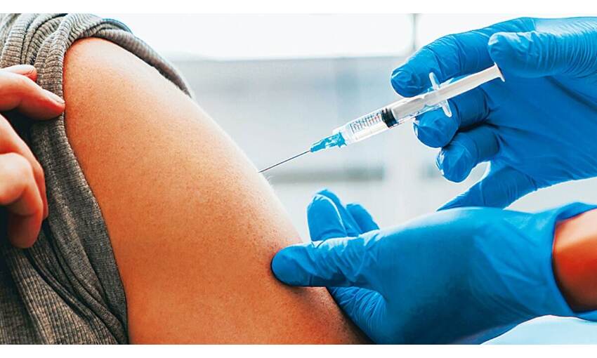 स्वास्थ्य विशेषज्ञों का दावा: कोरोना से संक्रमित हो चुके लोगों को टीका लगाने की आवश्यकता नहीं