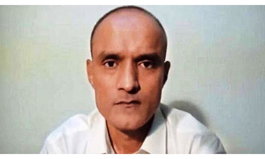 कुलभूषण मामले में झुका पाकिस्तान, सजा के खिलाफ अपील की इजाजत