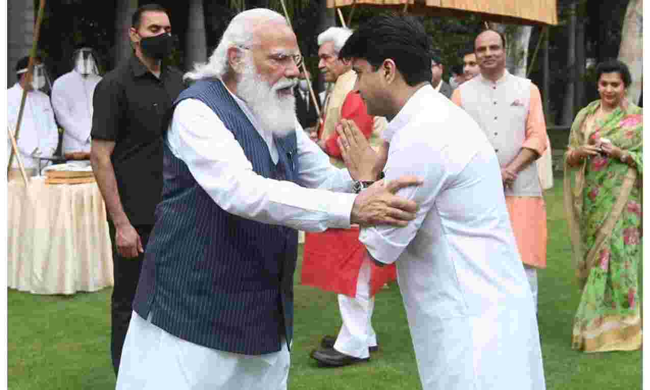 मोदी कैबिनेट का विस्तार जल्द, सिंधिया को मिल सकता है रेल मंत्रालय !