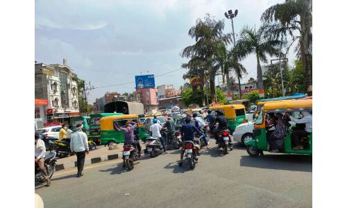 IMA की चेतावनी : कोरोना का खतरा अभी टला नहीं, त्यौहार-सामूहिक समारोह से बचें