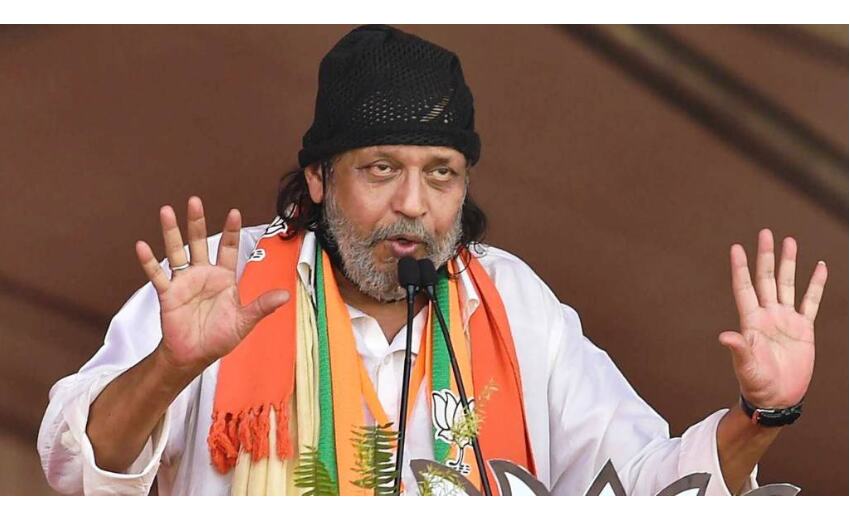 मिथुन चक्रवर्ती पर भड़काऊ भाषण का आरोप, पुलिस ने की पूछताछ मिथुन चक्रवर्ती पर भड़काऊ भाषण का आरोप, पुलिस ने की पूछताछ