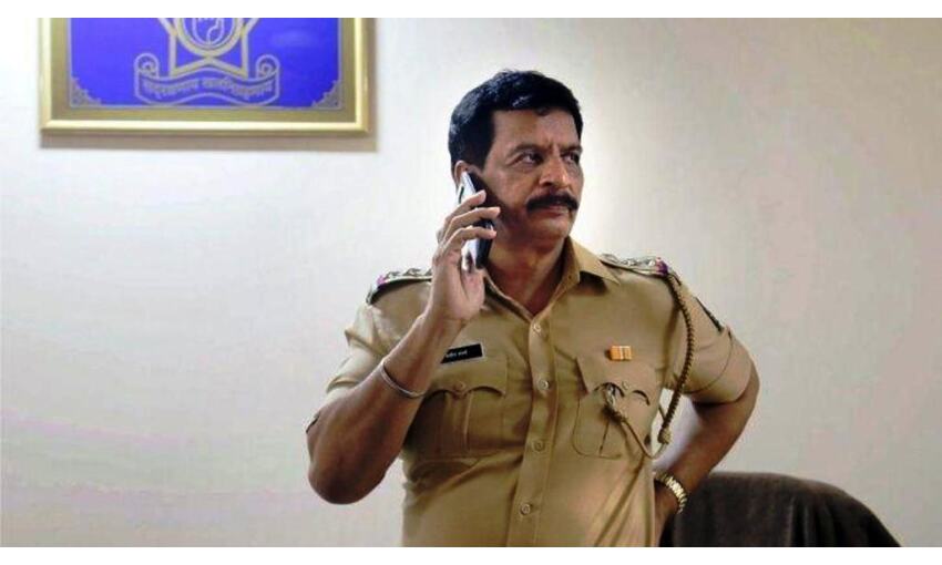 एंटीलिया और मनसुख हिरेन मौत मामले में प्रदीप शर्मा को हिरासत में लिया