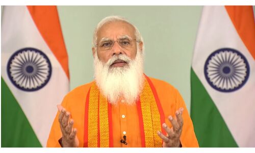 कोरोना महामारी से मुकाबले के लिए योग उम्मीद की एक किरण बना : प्रधानमंत्री