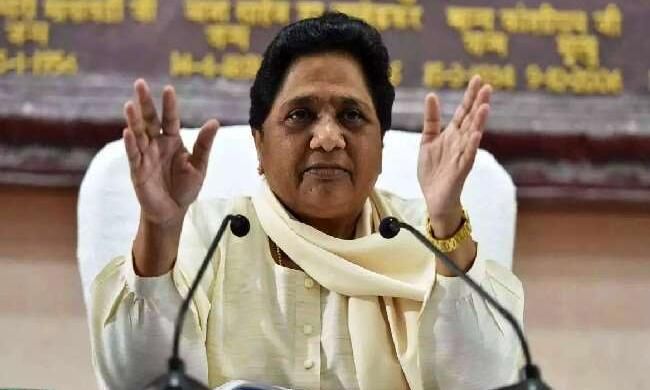 बसपा प्रमुख मायावती ने पीएम मोदी की जम्‍मू-कश्‍मीर के नेताओं से मुलाकात का किया स्‍वागत, बोलीं- उचित पहल