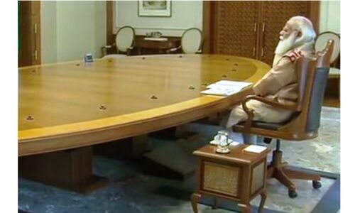 प्रधानमंत्री नरेंद्र मोदी ने की उच्च स्तरीय बैठक, कोरोना टीकाकरण की ली जानकारी प्रधानमंत्री नरेंद्र मोदी ने की उच्च स्तरीय बैठक, कोरोना टीकाकरण की ली जानकारी