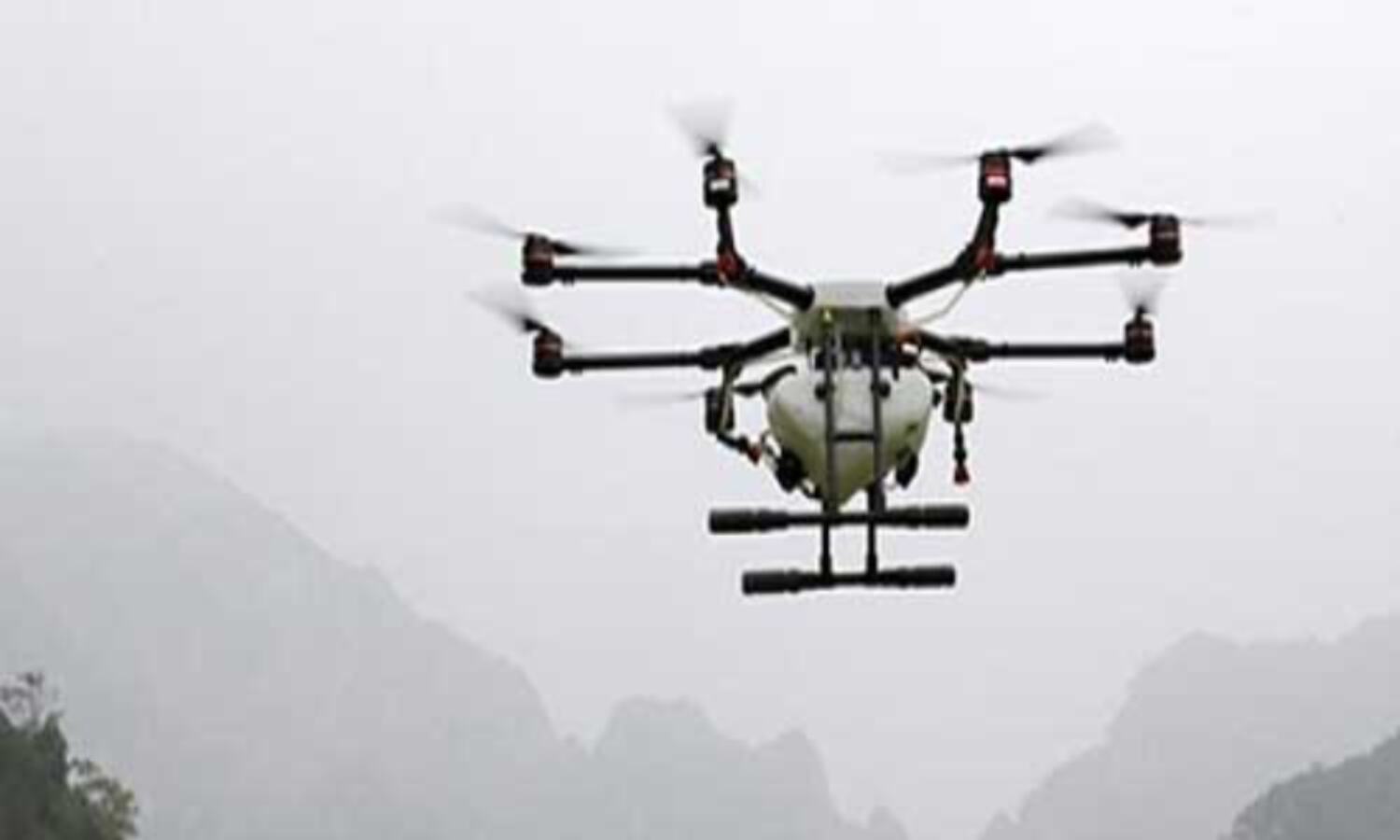 जम्मू में दो अलग- अलग जगह फिर दिखाई दिया ड्रोन, सेना की सतर्कता से नहीं हुई कोई घटना