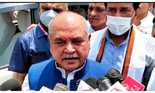 कानूनों को रद्द करने के ​अलावा सरकार किसी भी प्रस्ताव पर चर्चा के लिए तैयार : कृषि मंत्री