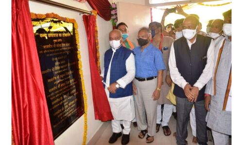 केंद्रीय मंत्री ने कृषि महाविद्यालय के गर्ल्स हॉस्टल का उद्घाटन किया