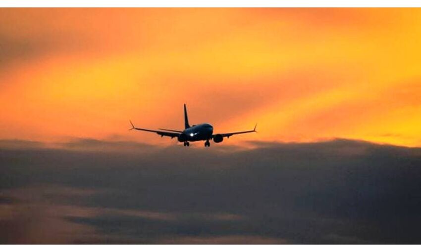 रूसी का लापता विमान समुद्र में गिरा, रेस्क्यू अभियान जारी