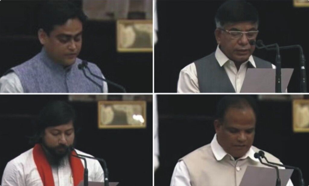 बंगाल से जॉन बार्ला सहित चार नेता हुए केंद्रीय मंत्रिमंडल में शामिल, दो की छुट्टी बंगाल से जॉन बार्ला सहित चार नेता हुए केंद्रीय मंत्रिमंडल में शामिल, दो की छुट्टी