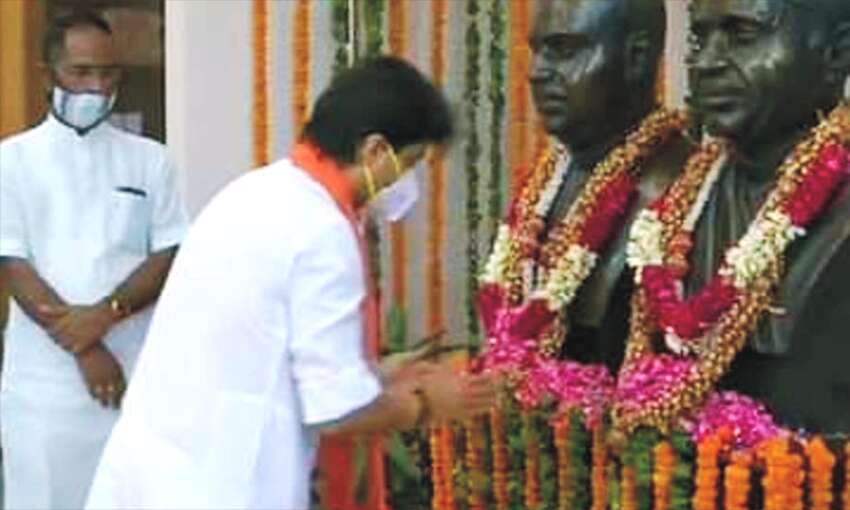 ज्योतिरादित्य सिंधिया पदभार संभालने से पहले पहुंचे भाजपा मुख्यालय, दिया  धन्यवाद