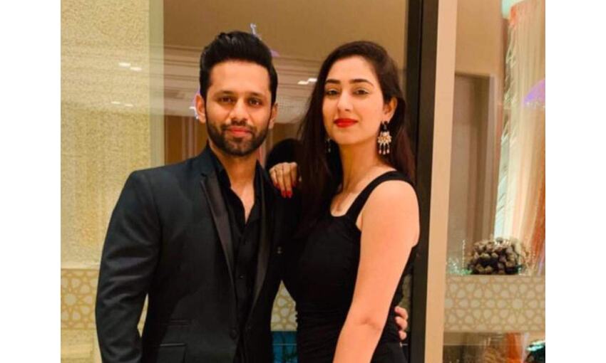 राहुल वैद्य ने दिशा परमार को पहनाई सगाई की अंगूठी, जानिएं किस दिन करेंगे शादी