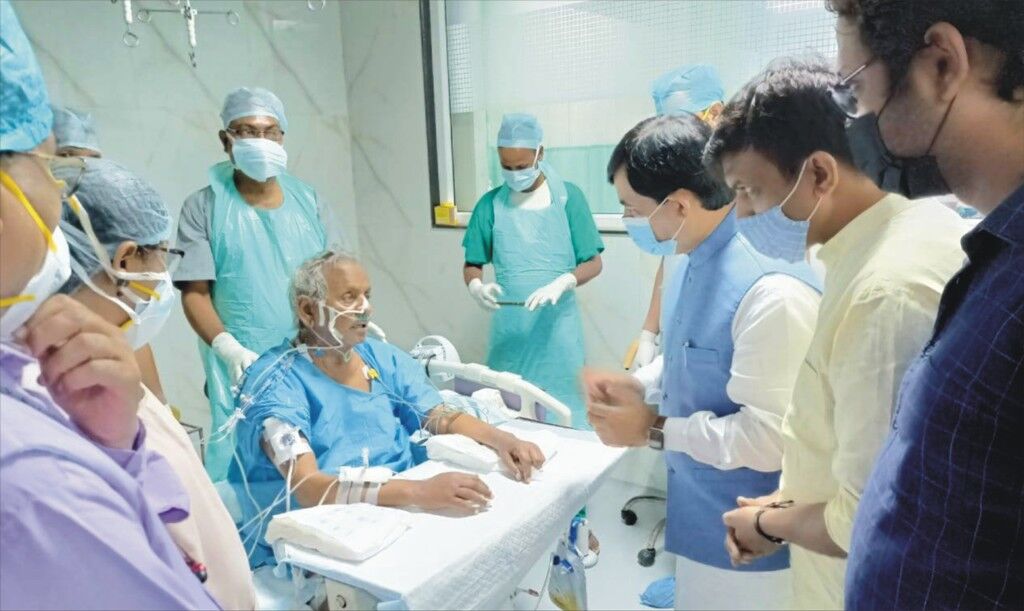 प्रधानमंत्री ने जाना कल्याण सिंह का हाल, शाहनवाज  हुसैन देखने पहुंचे अस्पताल