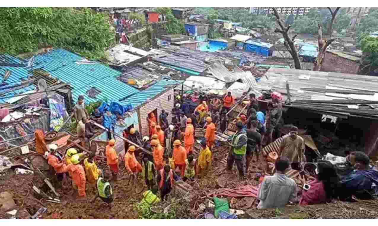 मुंबई में भारी बारिश से तबाही, अलग-अलग हादसों में 19 लोगों की मौत