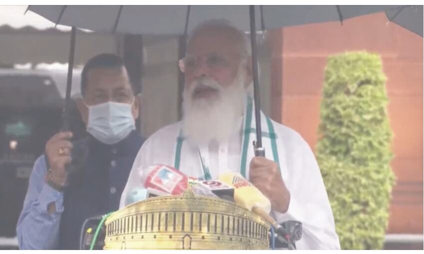 कोरोना टीका बाहु पर लगवाकर बाहुबली बने लोग : प्रधानमंत्री