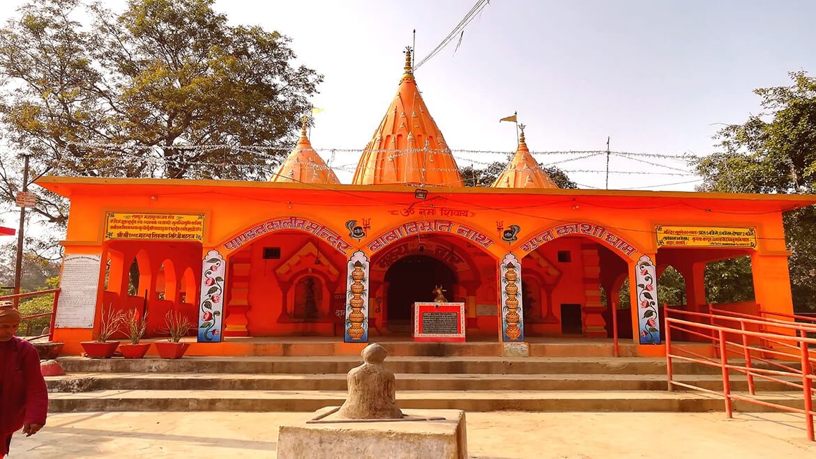 देवीपाटन मंडल के चारों जिलों में स्थापित हैं पांडव कालीन शिव मंदिर